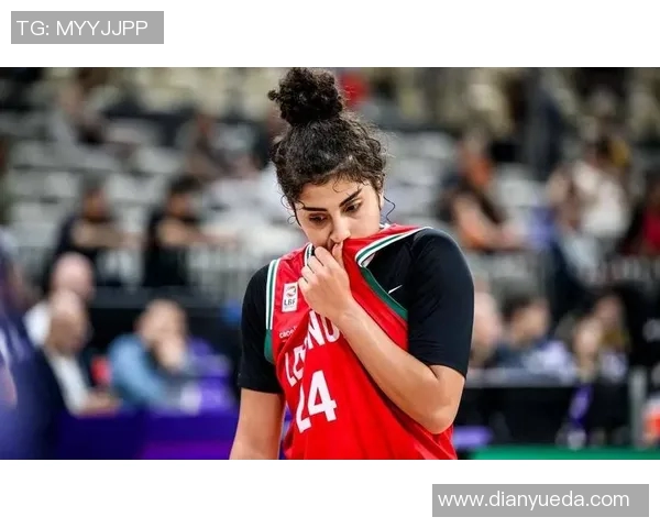 重庆女篮遭遇升级梦碎，球员情绪低落备战下赛季